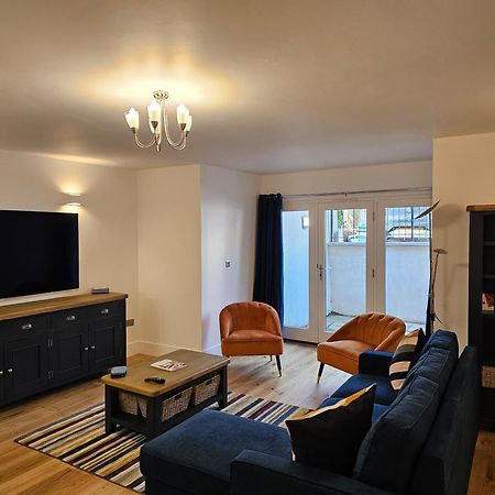 Spacious Modern 2-Bed Parking & Wi-Fi & 65"Oled Bristol Exteriér fotografie
