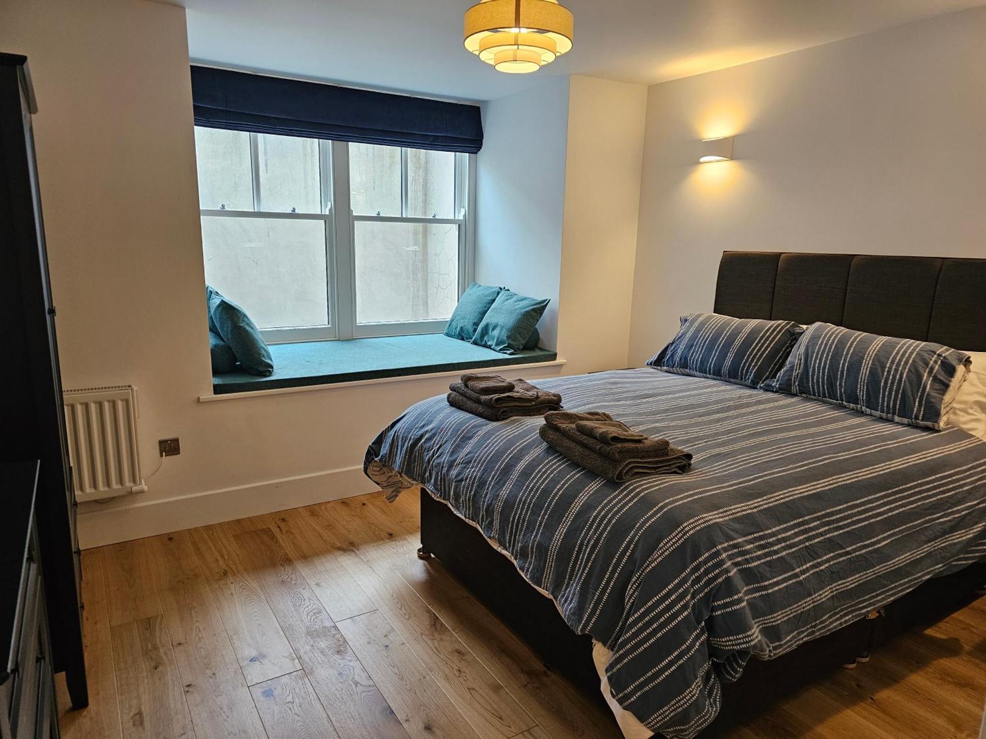 Spacious Modern 2-Bed Parking & Wi-Fi & 65"Oled Bristol Exteriér fotografie